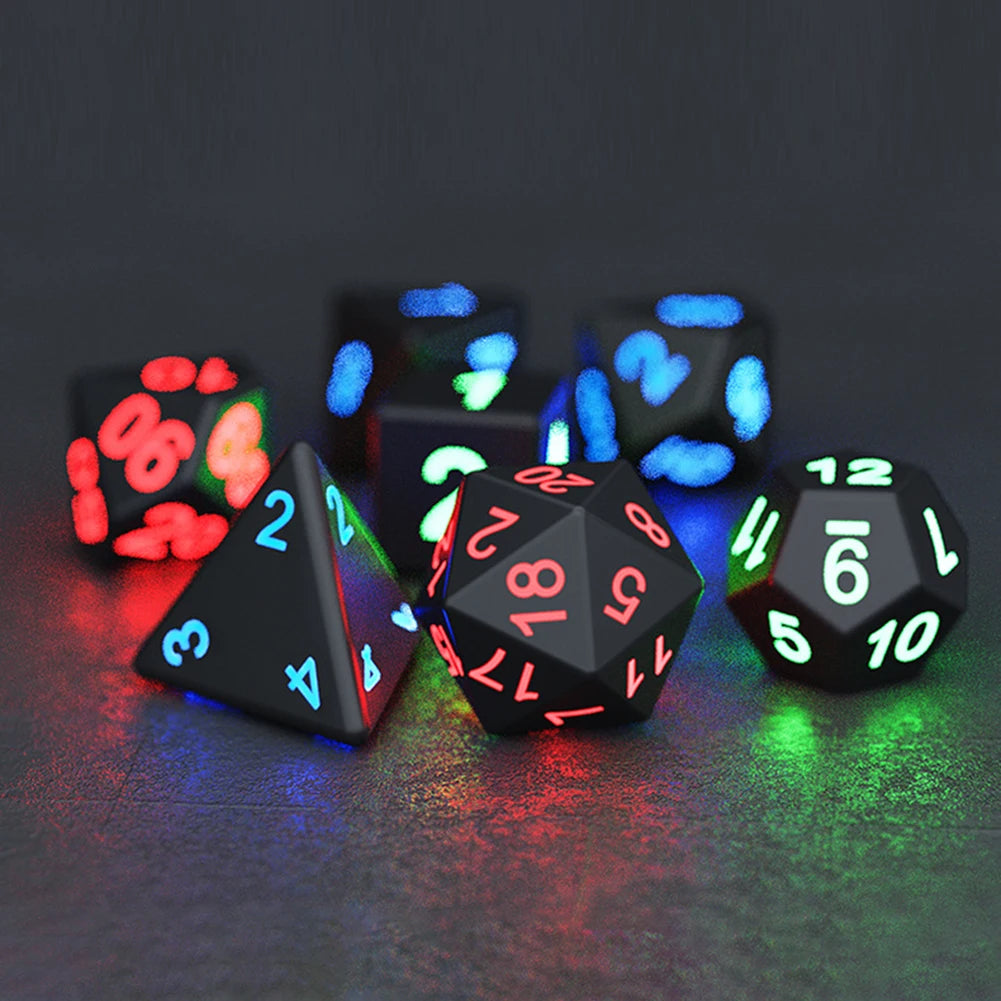 7Pcs/Set Electronic Dice USB Rechargeable Luminous Dice Glow in the Dark DND Dices RPG Polyhedral Dice RPG D4 D6 D8 D10 D12 D20